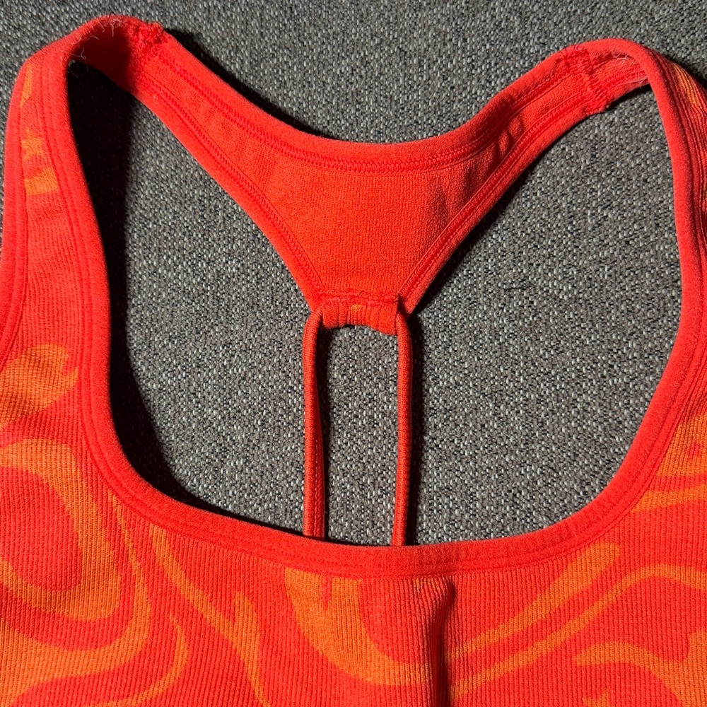 JoyLab Women’s Racerback Sports Bra Tank - Picture 3 of 8